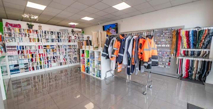 Vente vêtements pro et mercerie Dreux